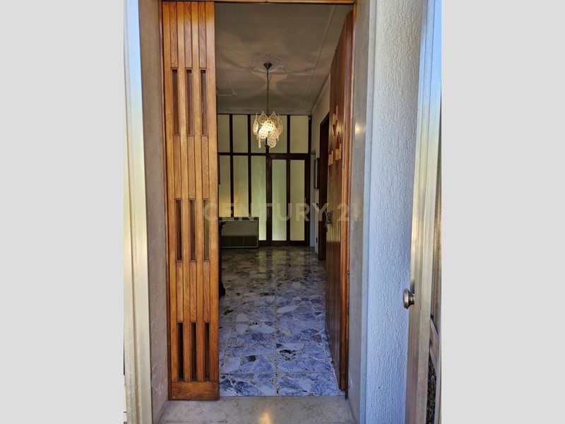 Casa Indipendente in Vendita a Sanguinetto, 149'000€, 220 m², con Box