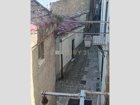 Casa Indipendente in Vendita a Troina, 59'000€, 120 m², arredato