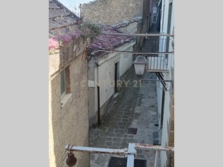 Casa Indipendente in Vendita a Troina, 59'000€, 120 m², arredato