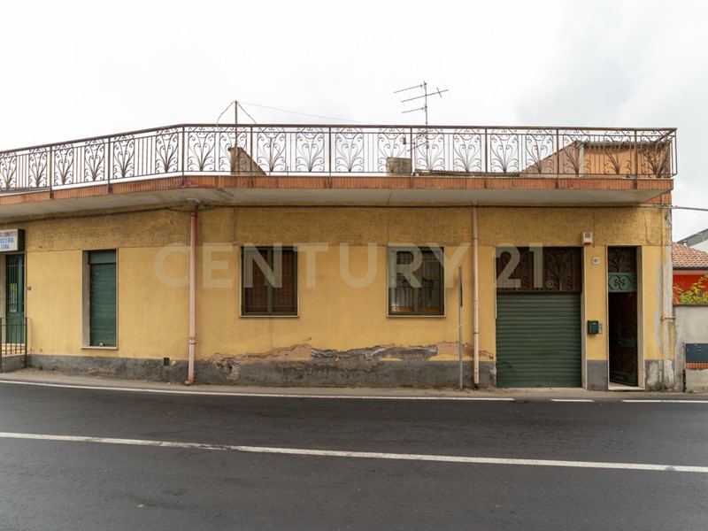 Casa Indipendente in Vendita a San Gregorio di Catania, 160'000€, 126 m², con Box