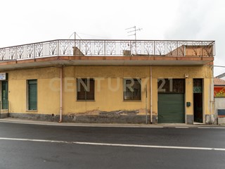 Casa Indipendente in Vendita a San Gregorio di Catania, 160'000€, 126 m², con Box