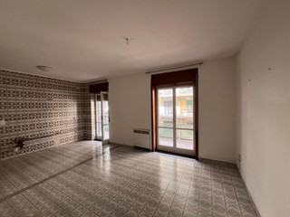 Trilocale in Vendita a Salerno, 270'000&euro;, 110 m²