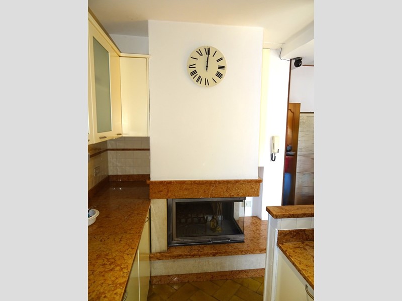 Casa Indipendente in Vendita a Castelleone di Suasa, 80'000€, 150 m², arredato, con Box