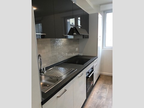 Trilocale in Affitto a Trieste, zona Stazione, 1'000€, 50 m², arredato