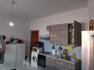 Trilocale in Affitto a Torino, zona Regio Parco, 800€, 80 m², arredato