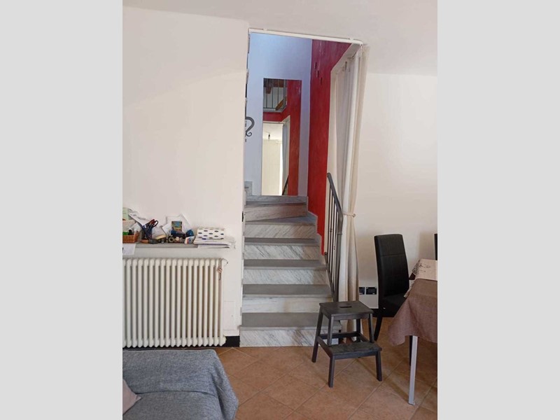 Quadrilocale in Vendita a Fosdinovo, zona Giucano, 98'000€, 79 m²