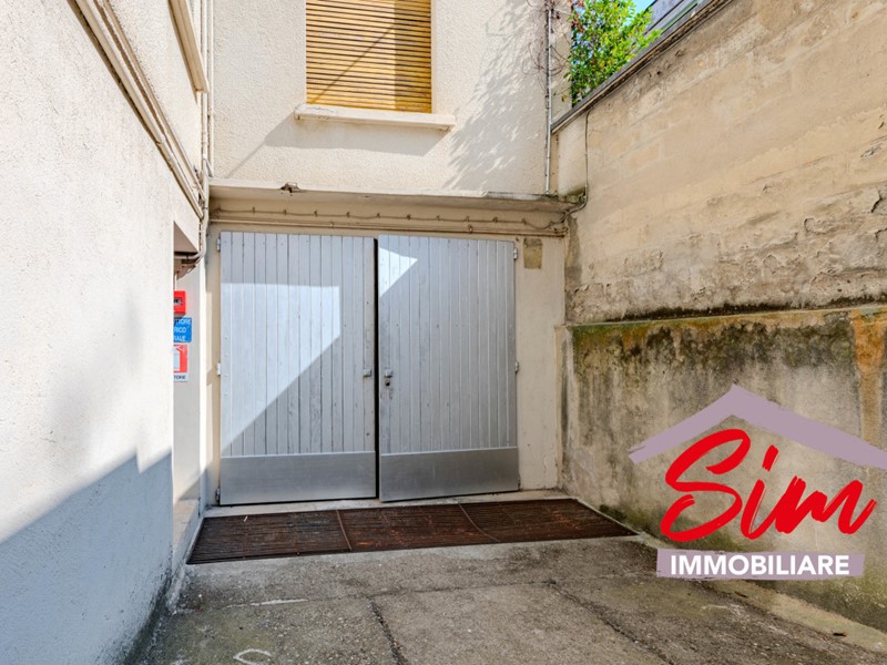 Magazzino in Vendita a Novara, 65'000€, 154 m²