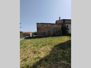 Terreno industriale in Vendita a Perugia, 75'000€, 203 m²