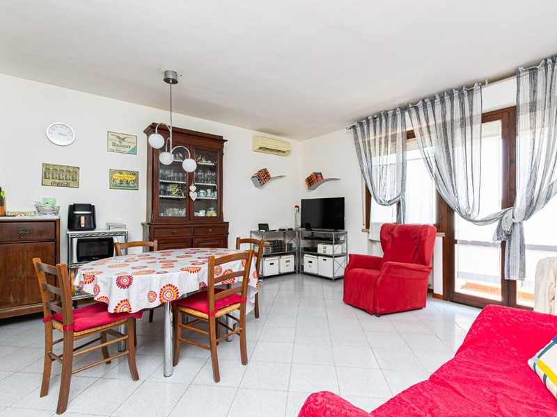 Quadrilocale in Vendita a Ponsacco, 135'000€, 88 m², con Box