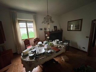 Casa Indipendente in Vendita a Terricciola, zona Selvatelle, 155'000€, 230 m²