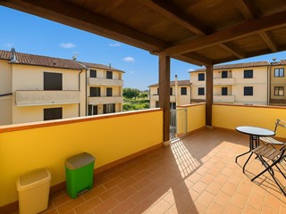 Villetta a schiera in Vendita a Cascina, 222'000&euro;, 86 m², arredato, con Box