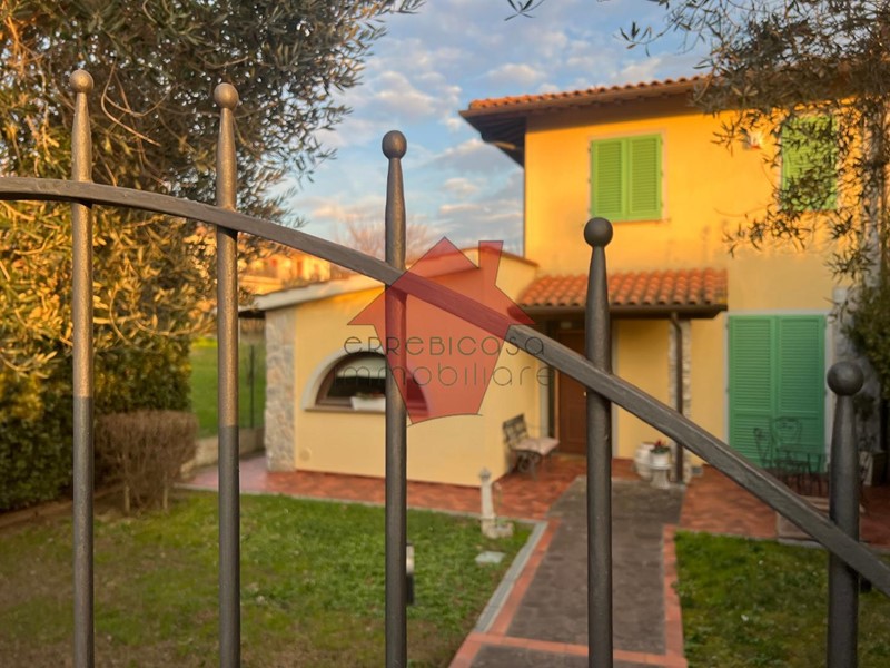 Villa in Vendita a Montelupo Fiorentino, 380'000€, 170 m²