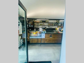 Attività commerciale in Vendita a San Francesco al Campo, 220'000€, 80 m²