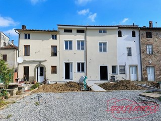 Trilocale in Vendita a Capannori, 215'000&euro;, 88 m²