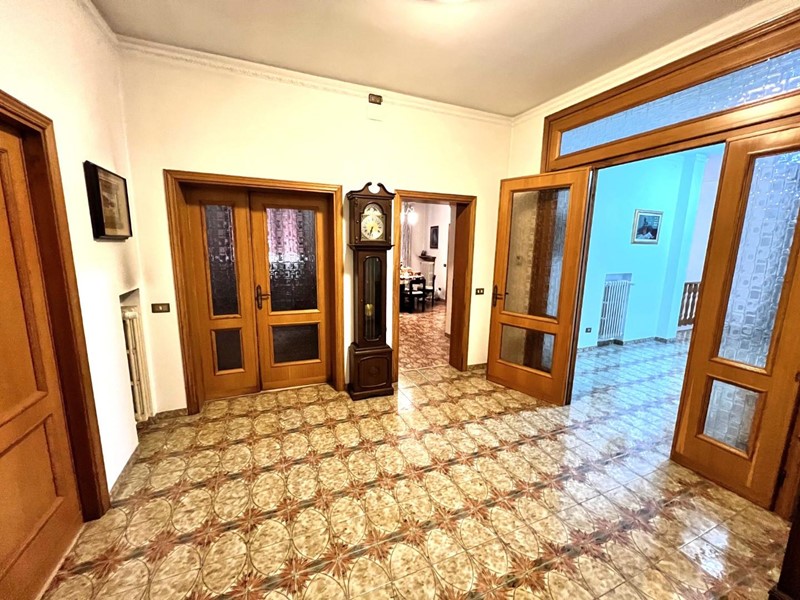 Appartamento in Vendita a Montelupo Fiorentino, 430'000€, 180 m², con Box