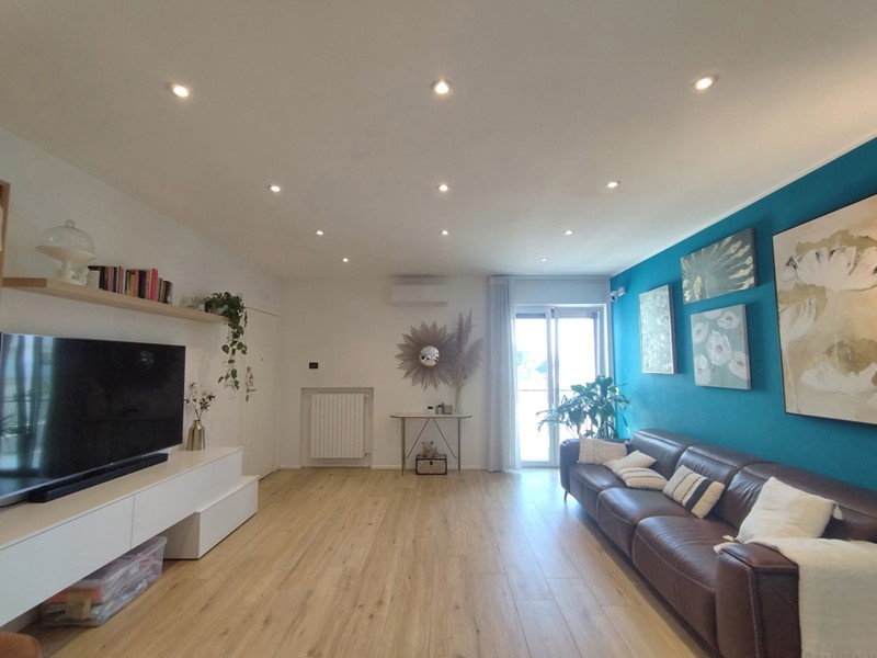 Quadrilocale in Vendita a Bari, 310'000€, 110 m²