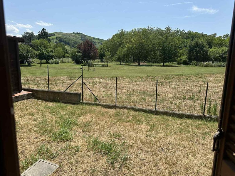 Villa in Vendita a Broni, 140'000€, 130 m²