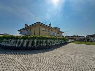 Quadrilocale in Vendita a Bagnaria Arsa, 149'000€, 86 m²