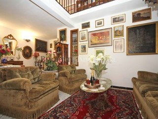 Appartamento in Vendita a Livorno, 299'000€, 230 m²