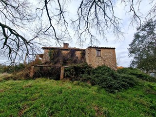 Casa Indipendente in Vendita a Amelia, 160'000€, 360 m²