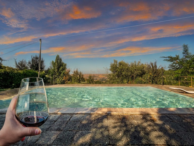 Casa Indipendente in Vendita a Maiolati Spontini, zona Maiolati Spontini, 335'000€, 425 m²