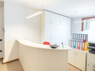 Ufficio in Affitto a Arzignano, 850€, 100 m²