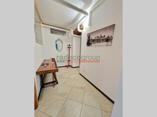 Quadrilocale in Vendita a Livorno, zona Accademia, 198'000€, 136 m², arredato, con Box