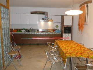 Quadrilocale in Vendita a Livorno, zona Accademia, 195'000&euro;, 160 m², arredato, con Box