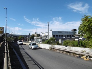 Capannone in Vendita a Roma, 1'350'000€, 858 m²