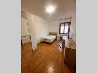 Stanza in Affitto a Latina, zona Tribunale, 315€, 15 m², arredato