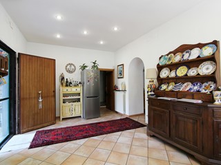 Quadrilocale in Vendita a Recco, zona Ponte di Vexina, 325'000€, 140 m²