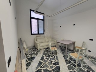 Trilocale in Vendita a Bordighera, 140'000€, 67 m²