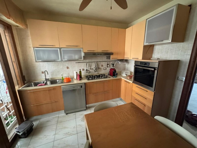 Quadrilocale in Vendita a Pisa, 250'000€, 85 m², con Box