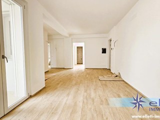 Appartamento in Vendita a Massa, zona Marina di Massa, 360'000&euro;, 134 m²