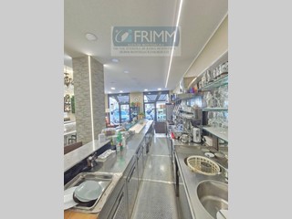 Attività commerciale in Vendita a Roma, 120'000€, 120 m², arredato