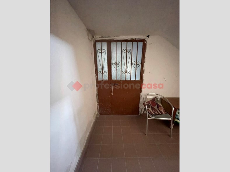 Trilocale in Vendita a Minturno, 85'000€, 85 m², arredato