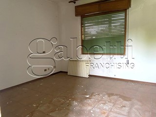 Casa Indipendente in Vendita a Ferrara, 135'000&euro;, 160 m²