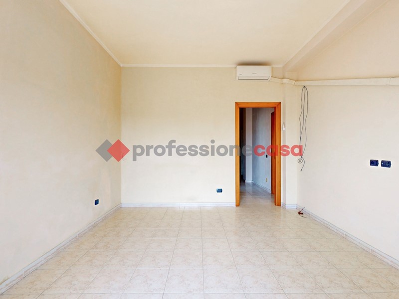 Trilocale in Vendita a Gessate, 155'000€, 80 m²