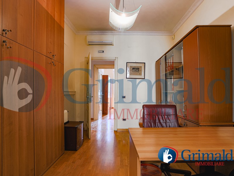 Appartamento in Vendita a Roma, 1'320'000&euro;, 204 m²