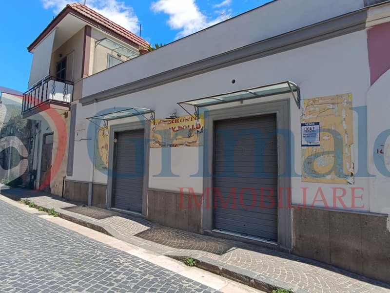 Negozio in Vendita a Brusciano, 44'000€, 30 m²