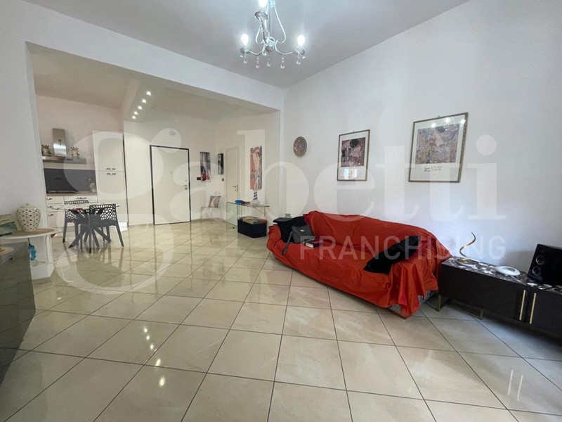 Trilocale in Vendita a Siracusa, 93'000&euro;, 97 m²