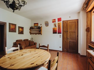 Trilocale in Vendita a Monterenzio, 145'000€, 130 m², con Box