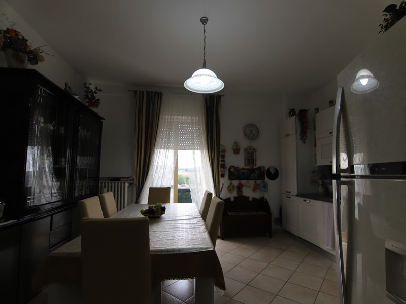 Trilocale in Vendita a Morciano di Romagna, 175'000€, 110 m², con Box