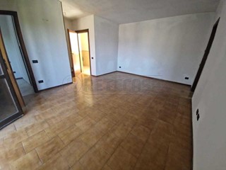 Trilocale in Vendita a Cremona, 74'900€, 79 m², con Box