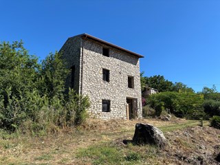Casa Indipendente in Vendita a Castelforte, zona Viaro, 110'000&euro;, 140 m²