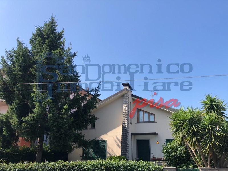 Villa in Vendita a San Giuliano Terme, zona Arena Metato, 610'000€, 200 m²