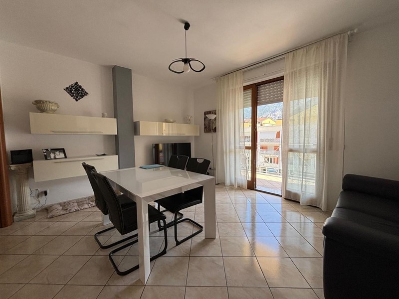 Quadrilocale in Vendita a Carrara, 210'000€, 90 m², con Box
