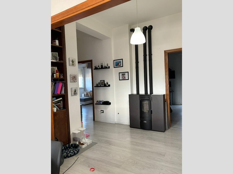 Appartamento in Vendita a Pontedera, 149'000€, 110 m²