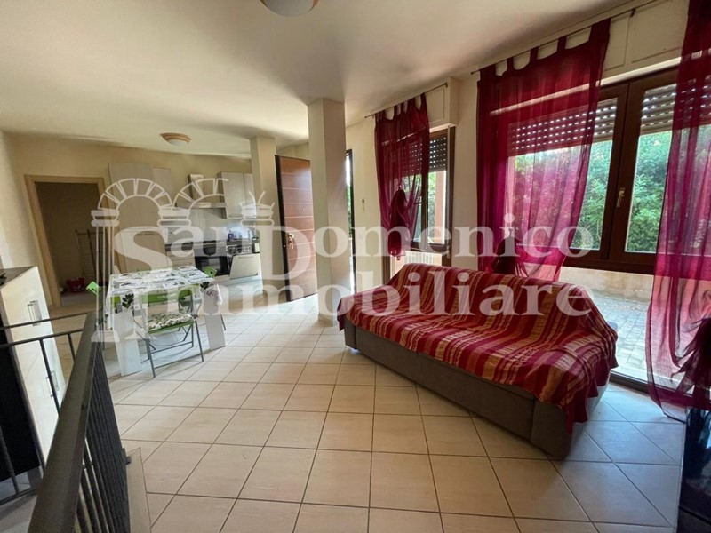 Quadrilocale in Vendita a Pisa, zona Tirrenia, 295'000€, 86 m², arredato