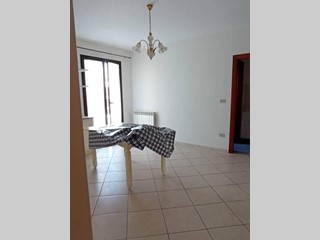 Trilocale in Vendita a Casteldaccia, 86'000€, 67 m², arredato